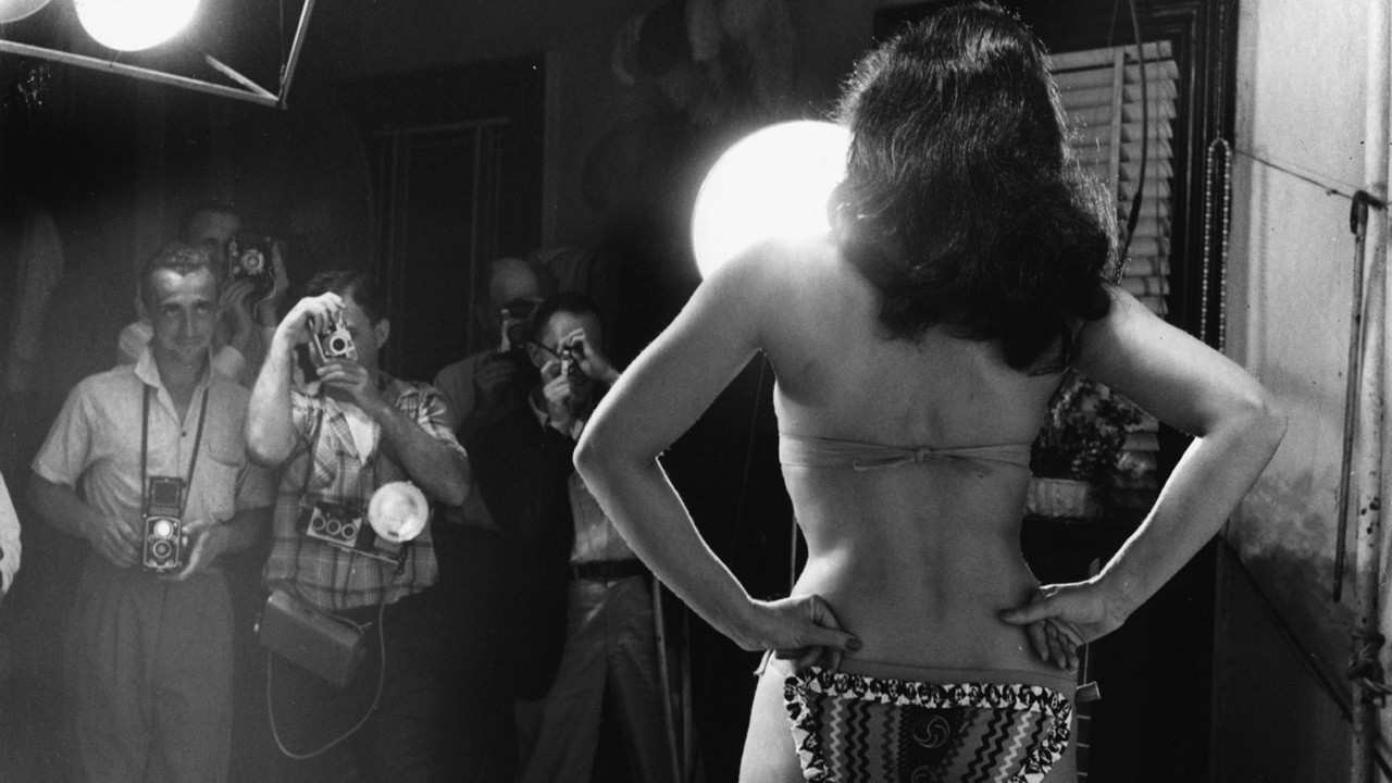 Bettie Page Reveals All