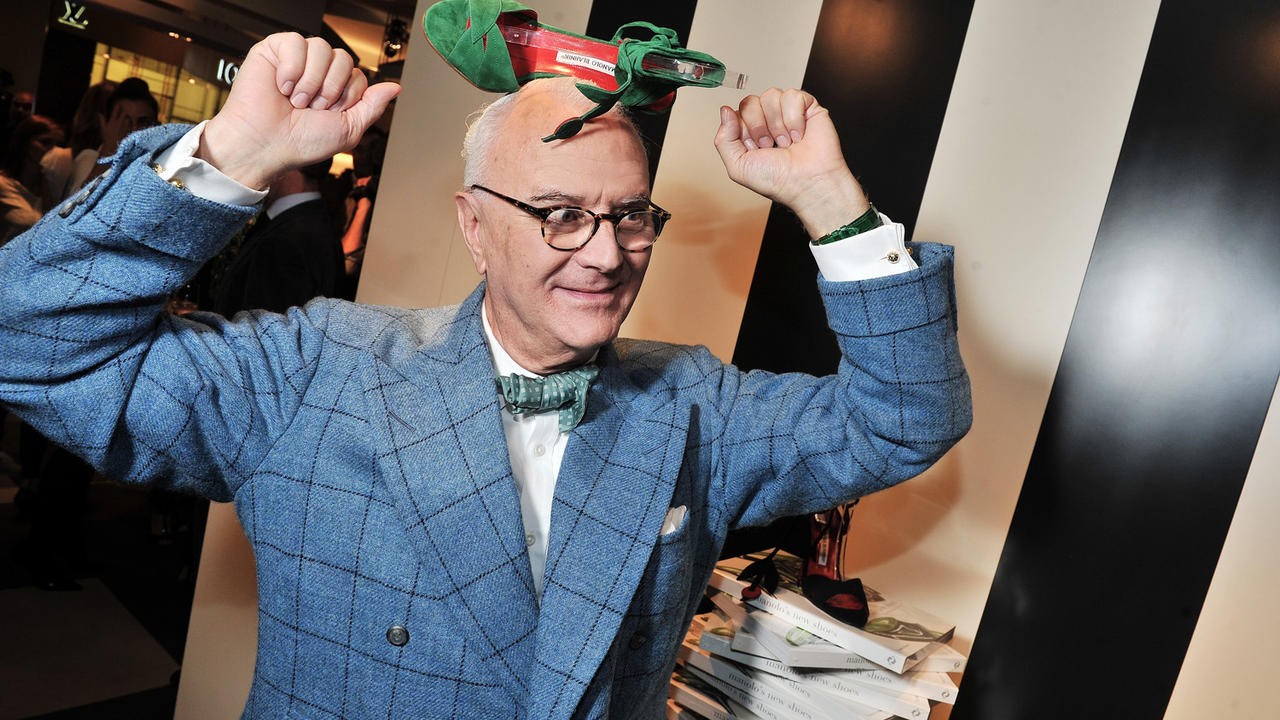 Manolo: The Boy Who Made Shoes for Lizards