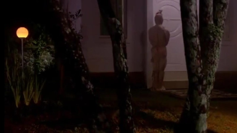 Pocong keliling
