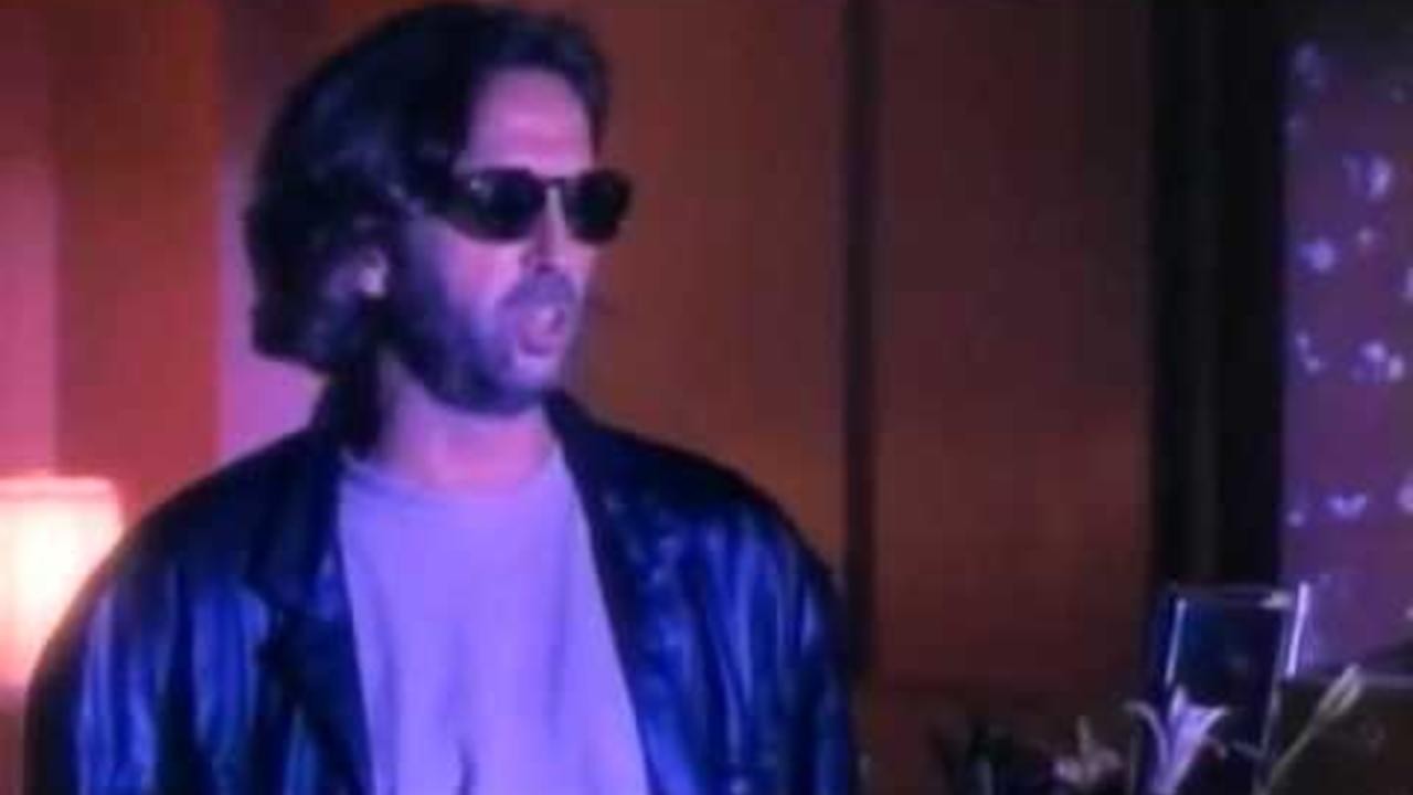 Eric Clapton: Pretending [MV] (1989)