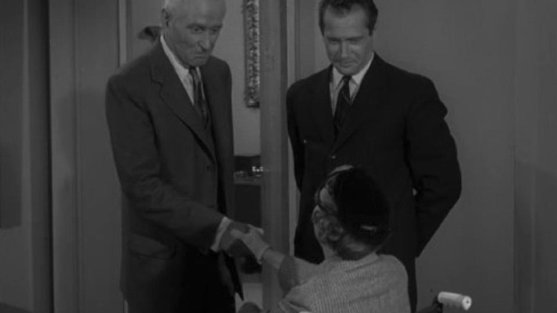 Alfred Hitchcock Presents: The Cheney Vase