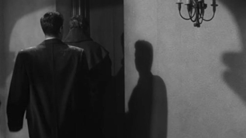 Alfred Hitchcock Presents: Place of Shadows