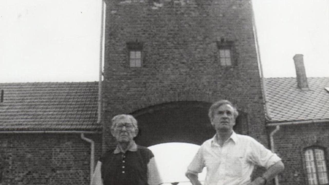 Elie Wiesel Goes Home