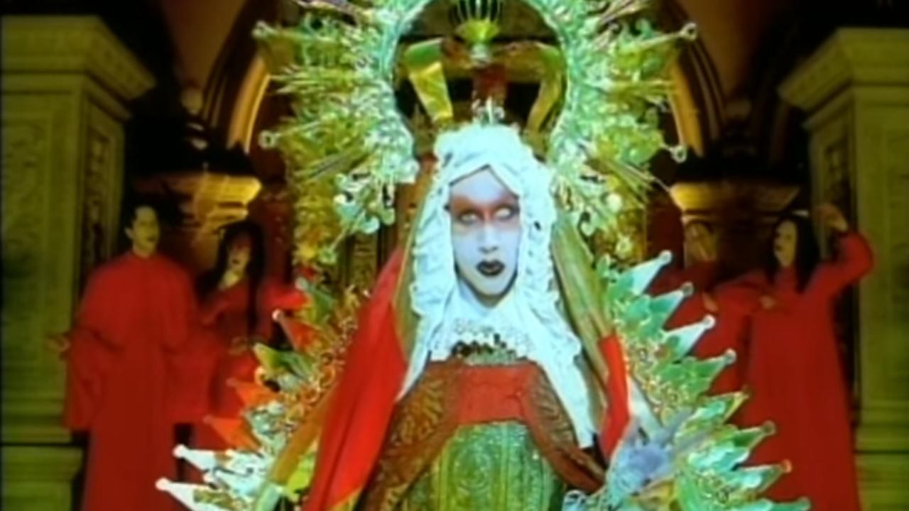 Marilyn Manson: Long Hard Road Out of Hell [MV]