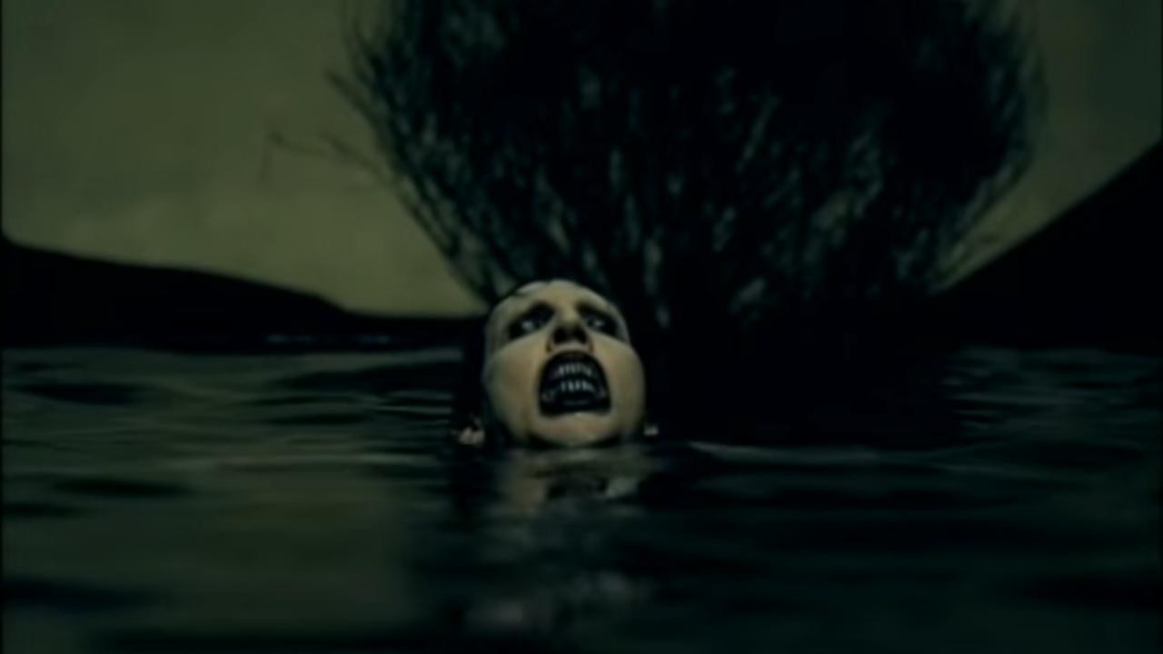 Marilyn Manson: Disposable Teens [MV]
