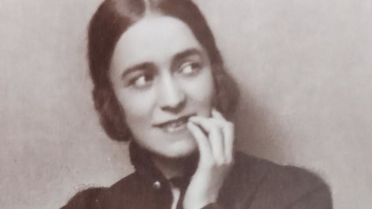 The Girl Without a Homeland