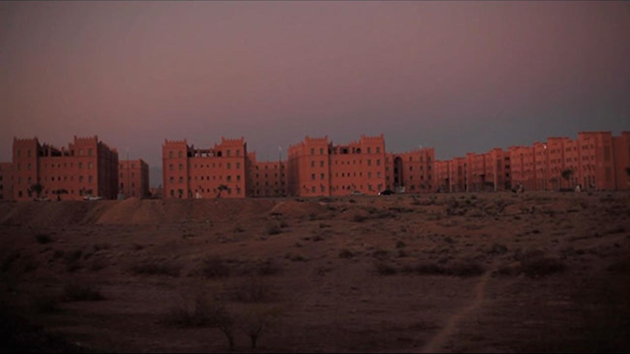 Noiseless, Desert Extras