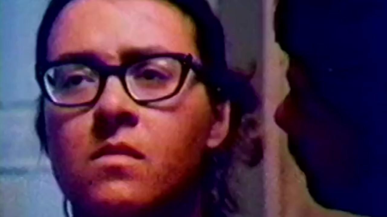 Absolutely (2001) | MUBI
