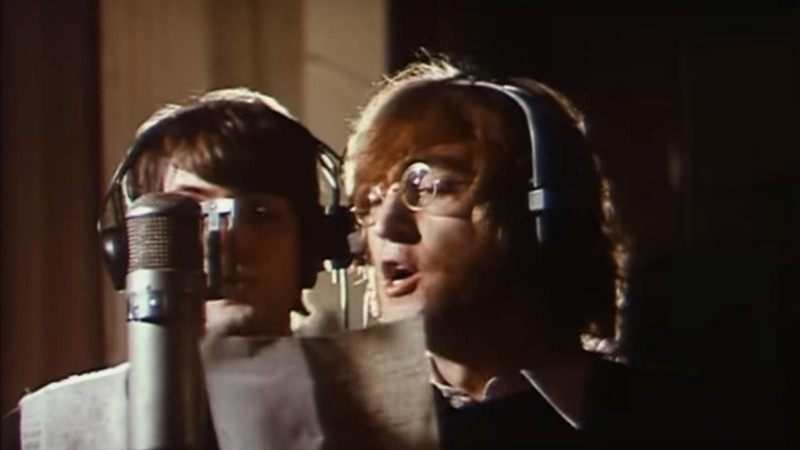 The Beatles: Hey Bulldog [MV]