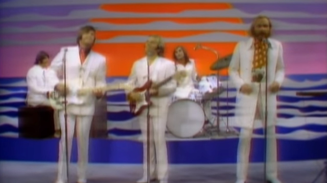 The Beach Boys: Do It Again [MV]