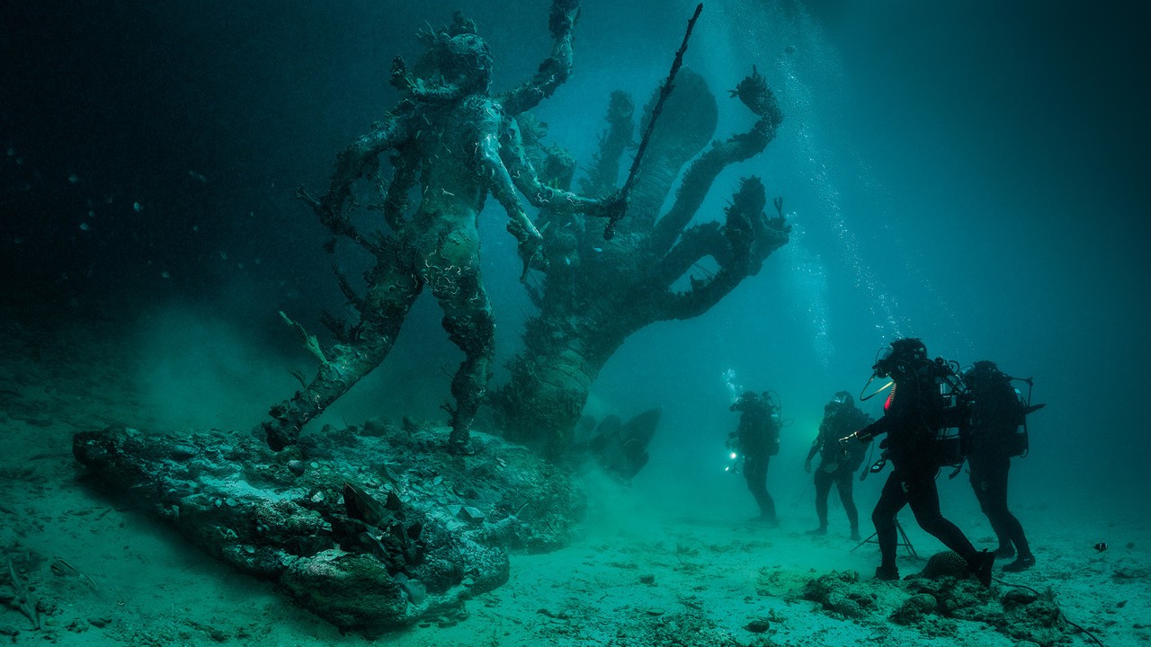 Treasures from the Wreck of the Unbelievable