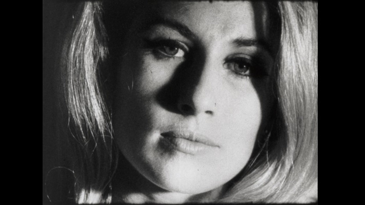 Screen Test [ST145]: Jane Holzer