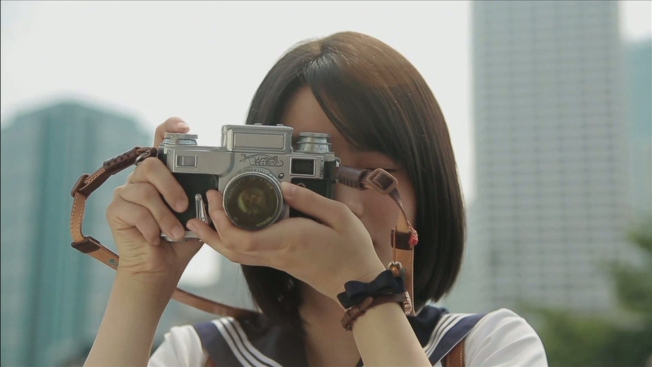 Видела 5 минут. Девушка с фотоаппаратом. Кореянка с фотоаппаратом. Японки с фотоаппаратом. Азиатская девушка с фотоаппаратом.