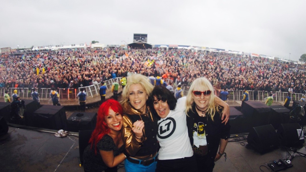L7: Pretend We're Dead