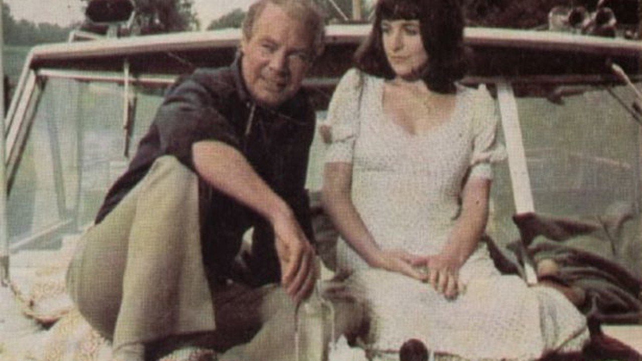 Helen: A Woman of Today