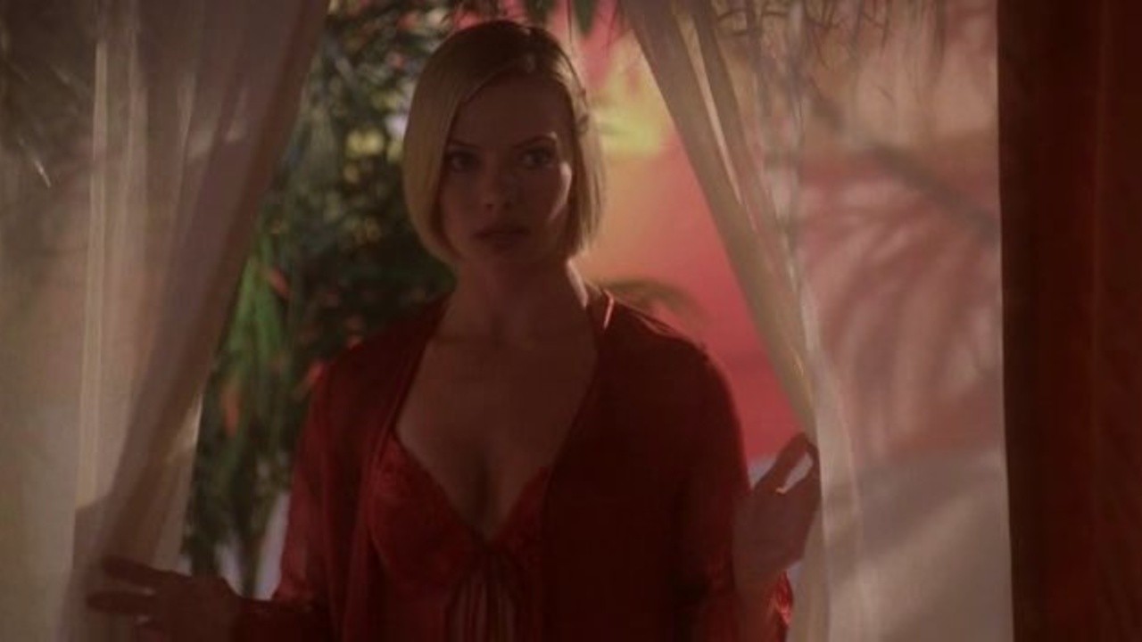 The Twilight Zone: Sensuous Cindy