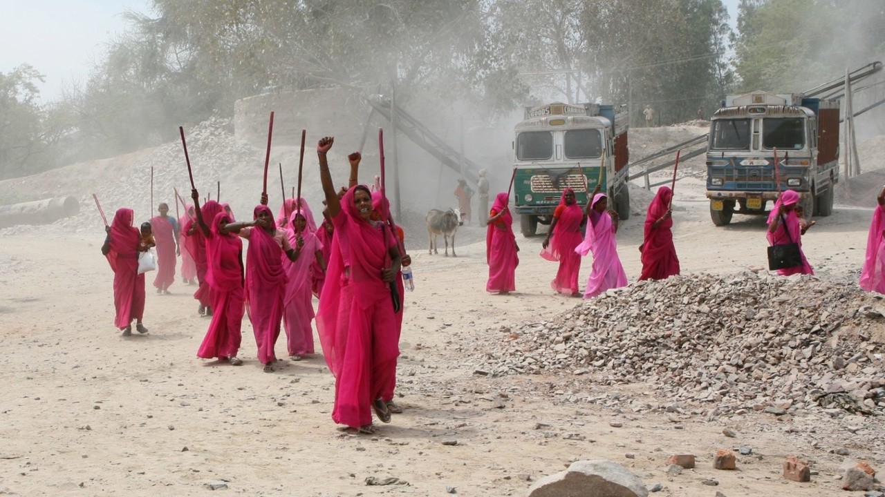 Gulabi Gang