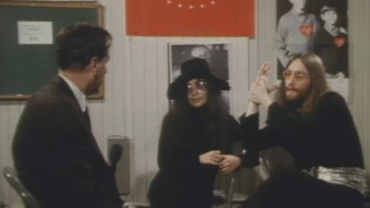 The interview where John and Yoko discuss their War Is Over! campaign