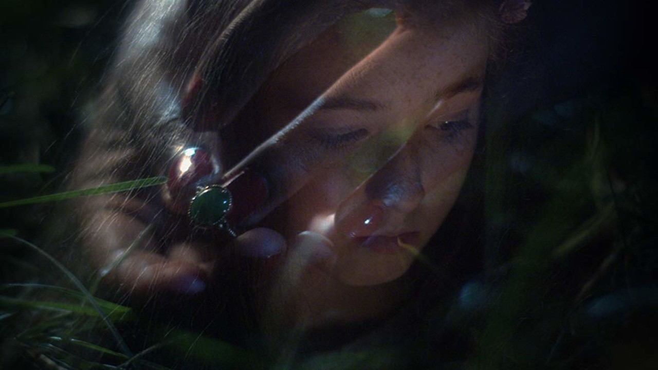Image du film The World is Full of Secrets