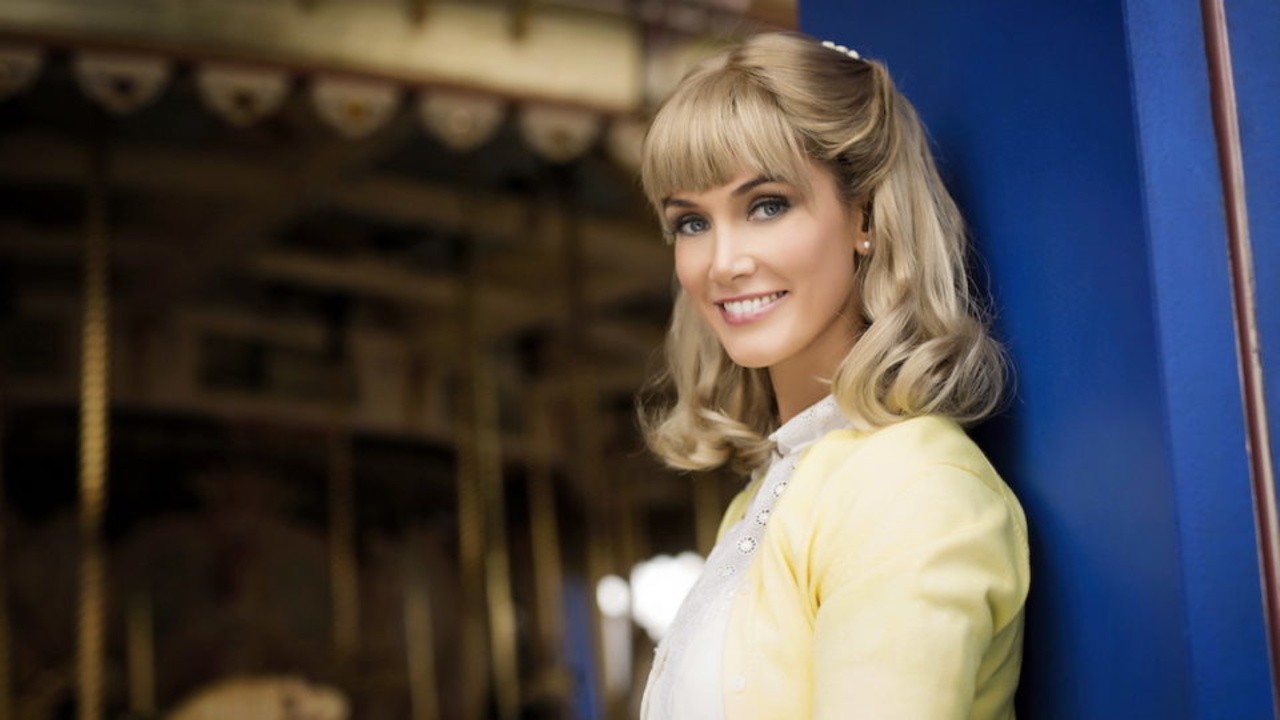 Olivia Newton-John: Hopelessly Devoted to You
