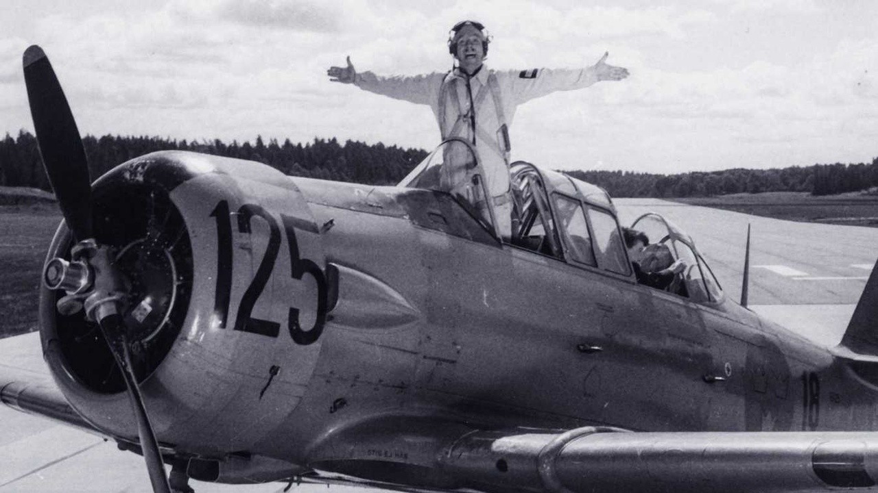 Bom the Flyer