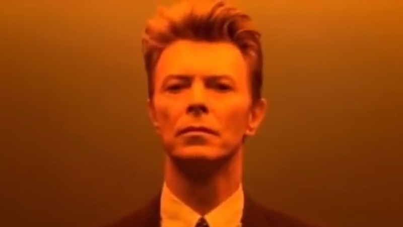 David Bowie: Jump They Say [MV]