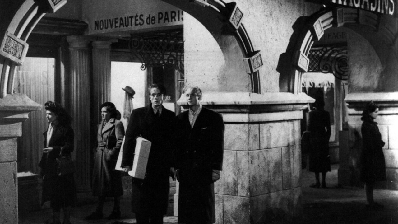 Image du film Le voyageur de la Toussaint