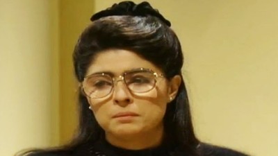 Tabiiy mushuklari bolgan ayollarning porno fotosuratlari yosh ayolning ochiq mushuk labia