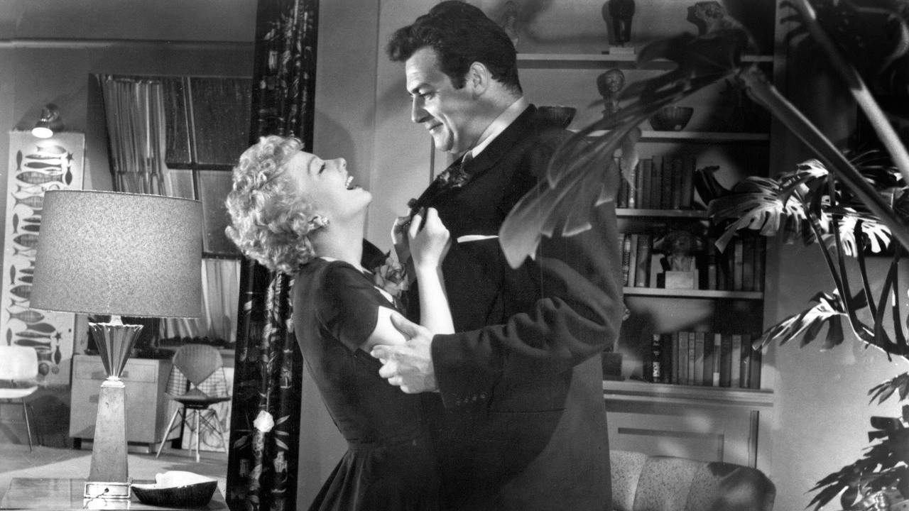 Image du film La Femme au Gardénia