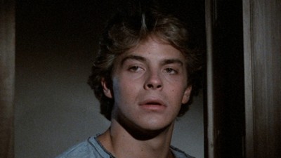 Dildo bilan ona porno Hardkor porno: ikki erkak va bir qiz