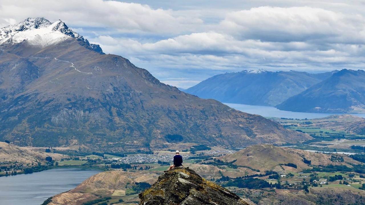 TRAILER - The Machine (2020)