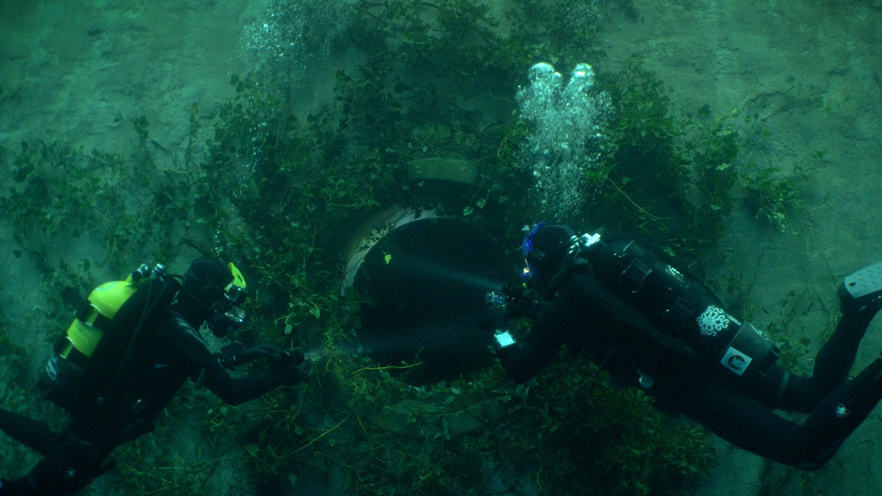 Image du film The Deep House