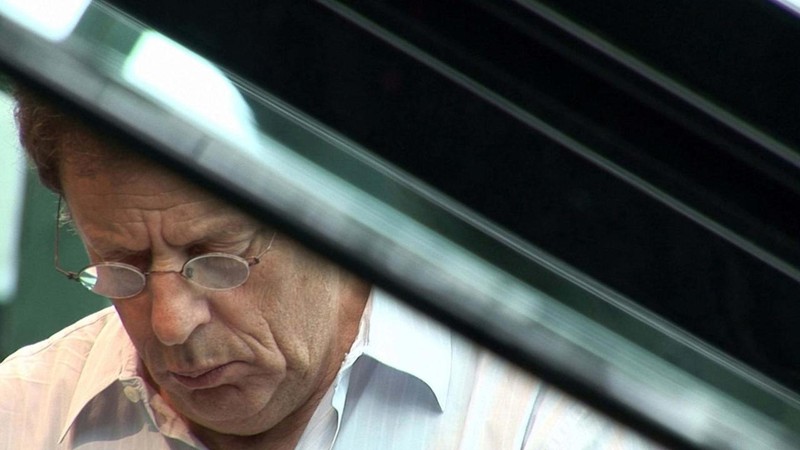 Glass: A Portrait of Philip in Twelve Parts