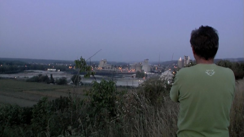 Missing In This What’s Missing in This Picture (2012) | MUBI