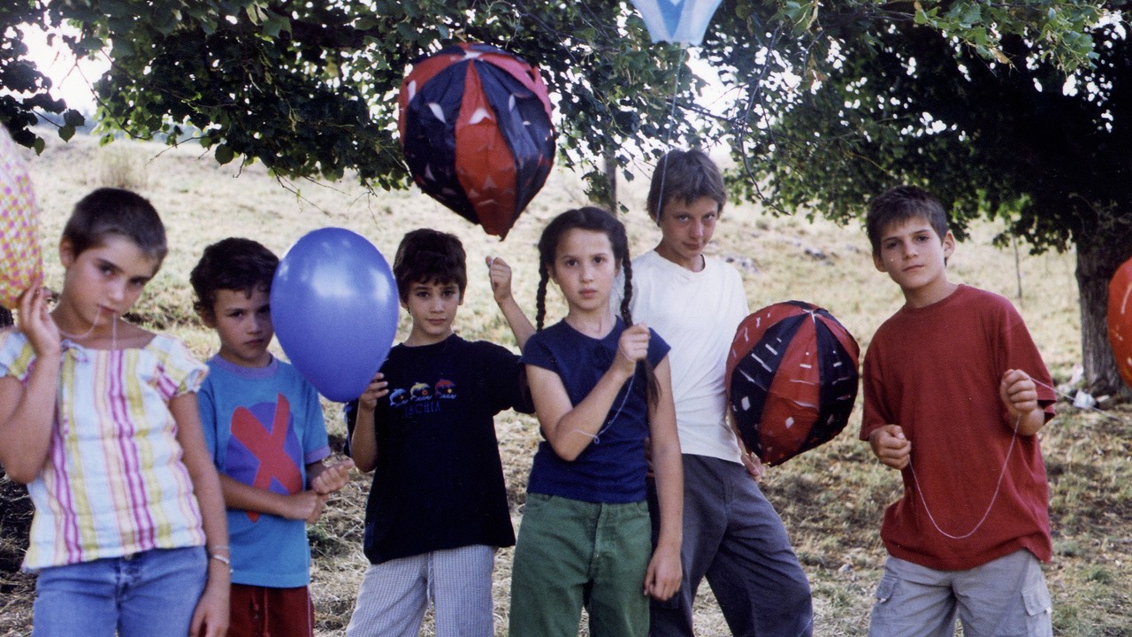 Des enfants qui s'aiment