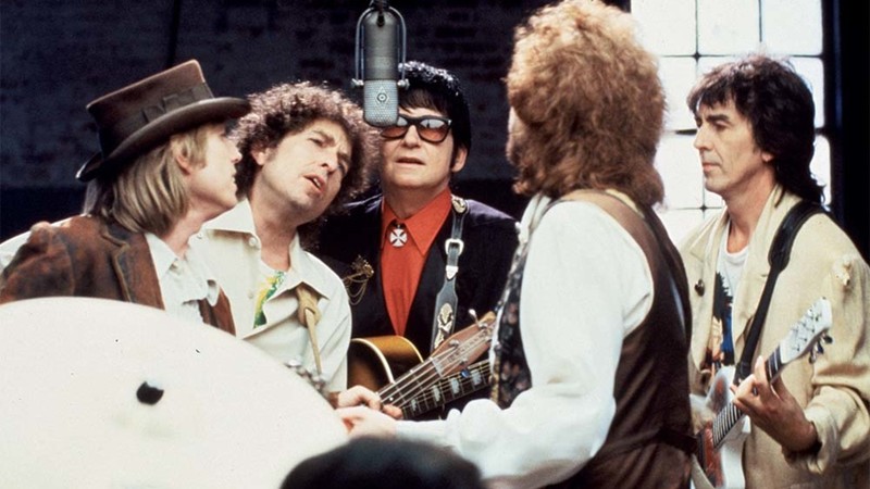 The Traveling Wilburys: Handle with Care [MV]