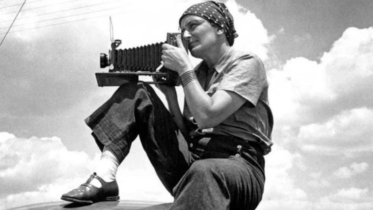 Dorothea Lange: Grab a Hunk of Lightning