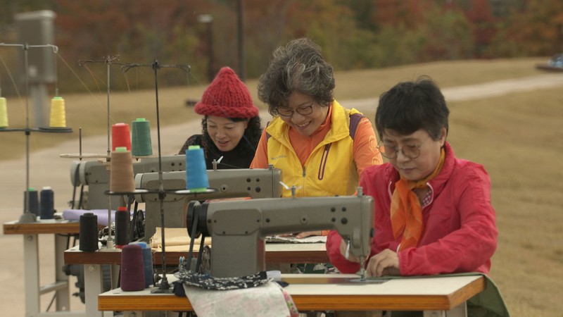Sewing Sisters (2020) | MUBI