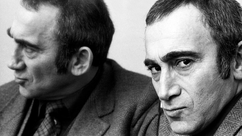 Lionel Bart: Reviewing the Situation