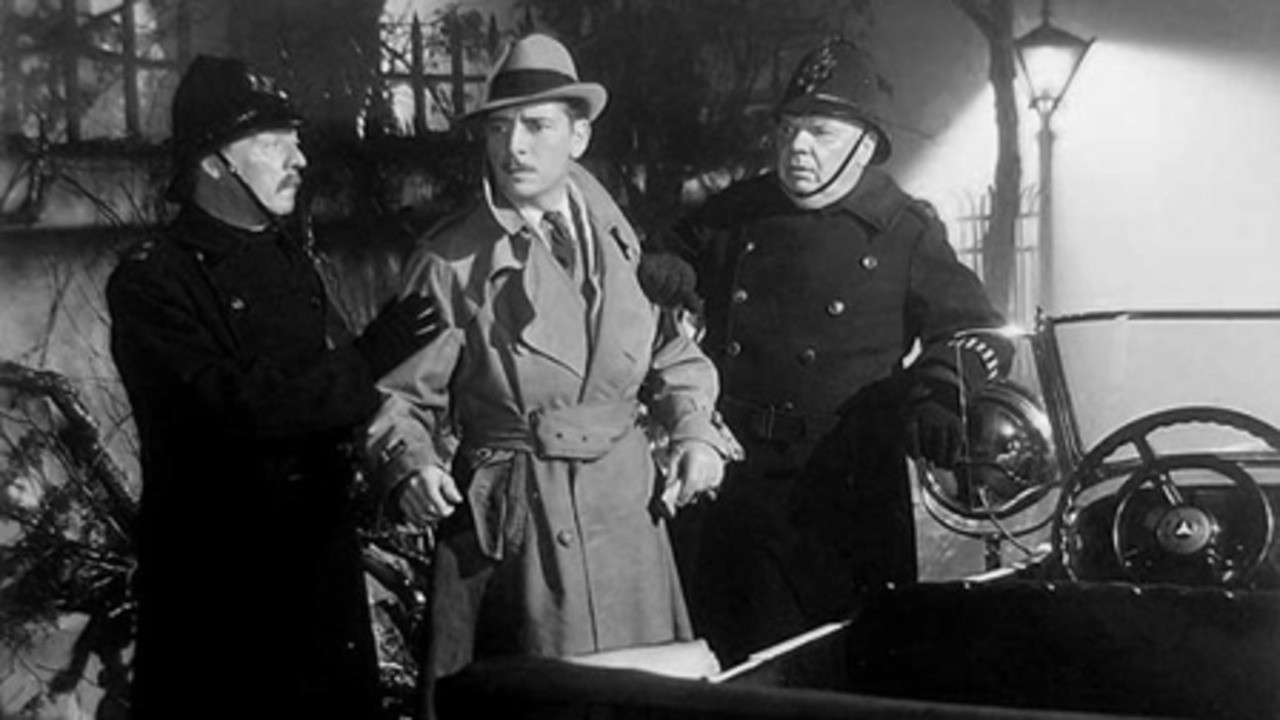 Bulldog Drummond Strikes Back