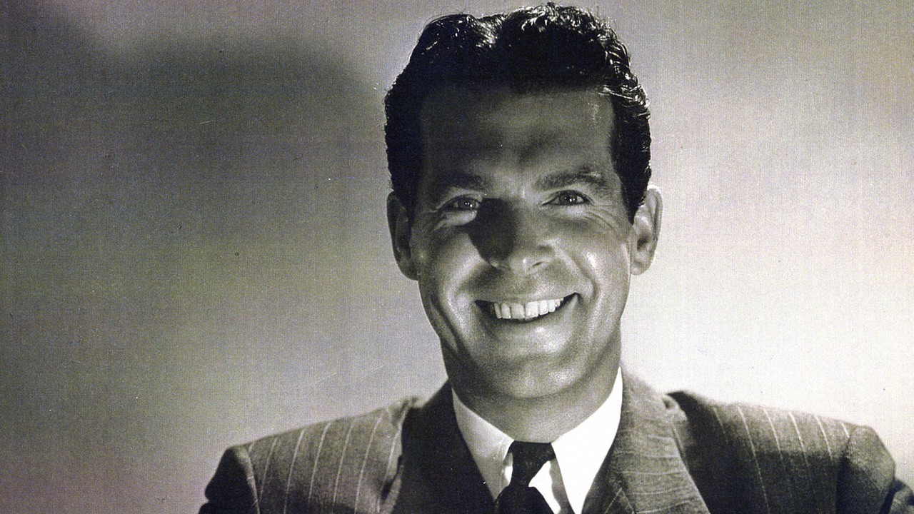 Fred MacMurray: The Guy Next Door