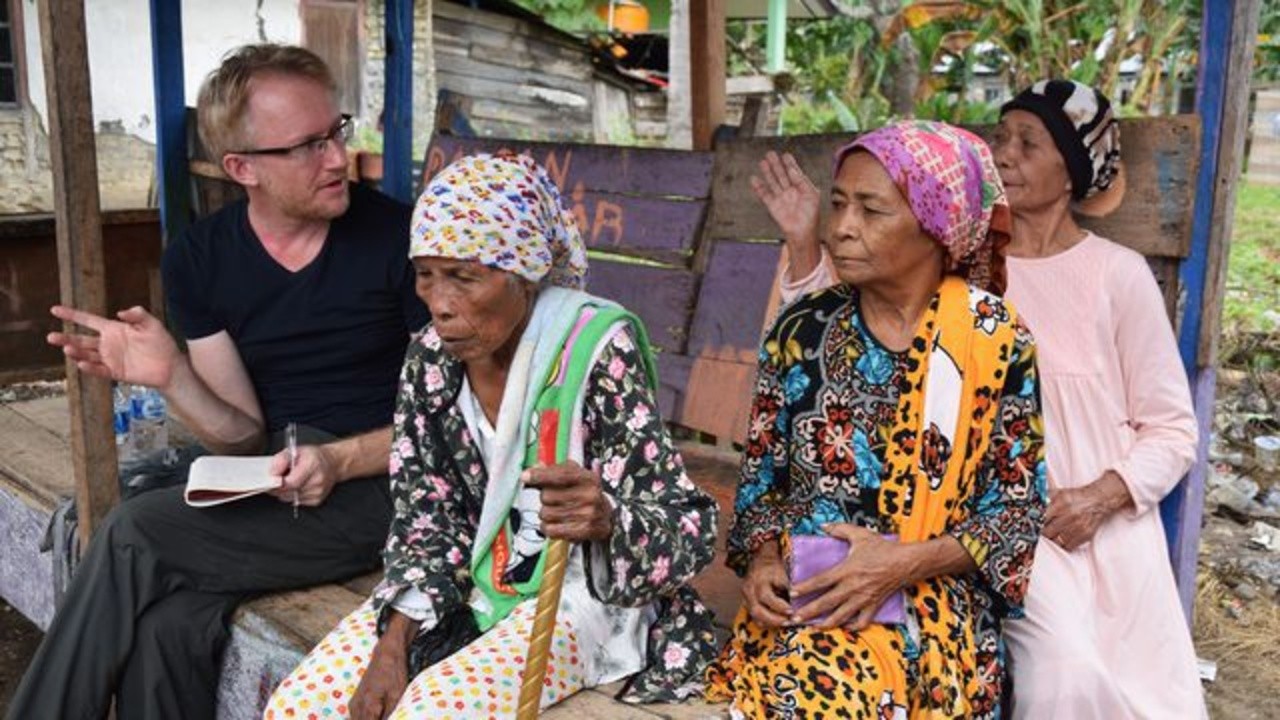 Revolutie In Indonesië David Van Reybrouck Zoekt De Laatste Getuigen 2021 Mubi 2237