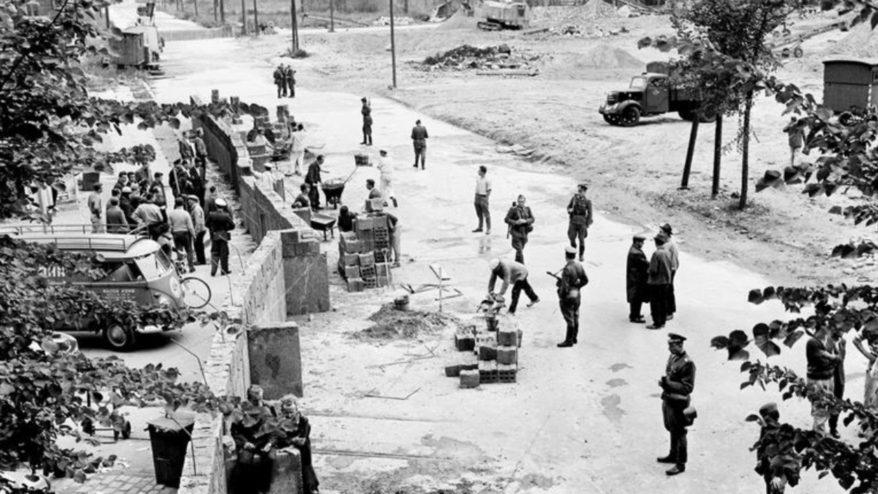 August 13 1961 - Building of the Berlin Wall