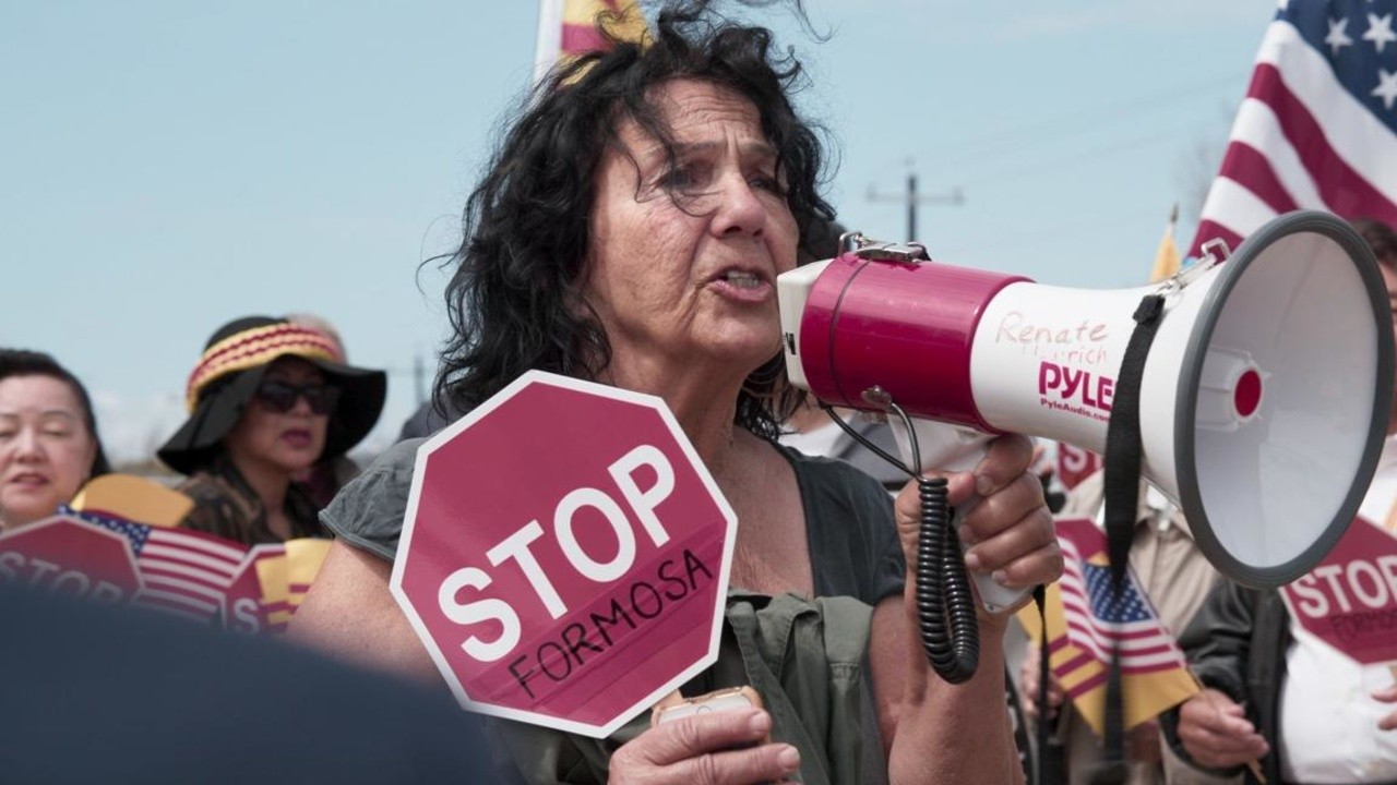 Dirty Money Point Comfort (2020) MUBI