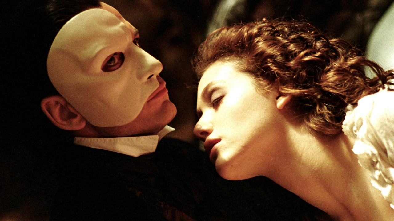 how long is phantom of the opera movie