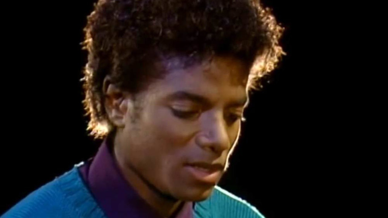 Michael Jackson: She's Out of My Life [MV]