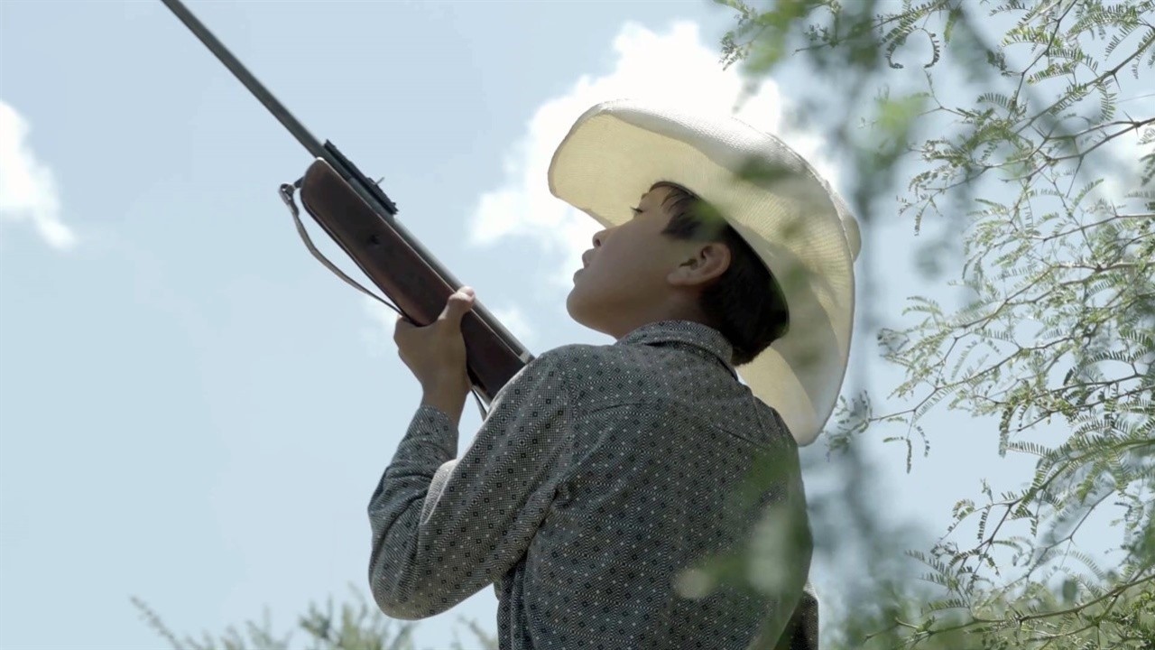 Trailer Becoming 2021