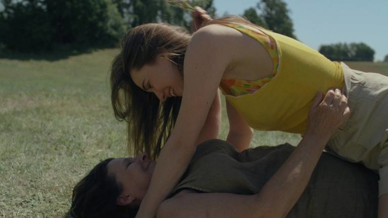 Just a moment вход. Just for a while. Heretoir just for a moment. Just for you певица. For a while.