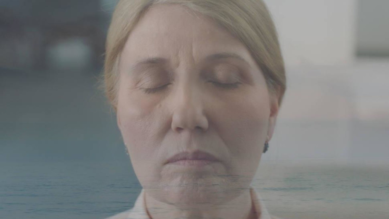 Vera Dreams of the Sea
