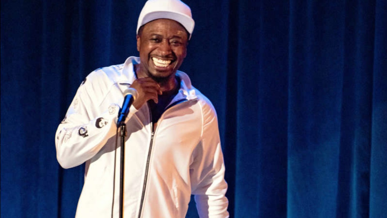 Erotik fotosessiya uchun togri pozalar